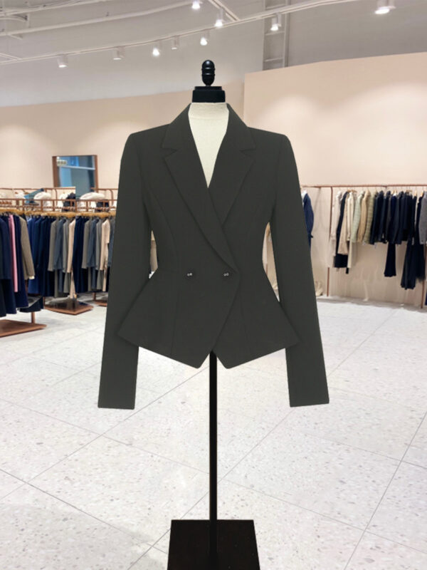 Stylish and versatile women's long sleeve suit jacket - Image 5